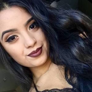 Meet your Posher, Natalia